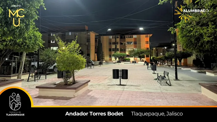 Andador Torres Bodet, Tlaquepaque, Jalisco, con alumbrado LED de Grupo MCU